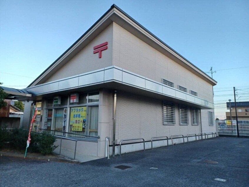 久居新町郵便局(郵便局)まで1976m ポワールセゾン　Ｂ棟