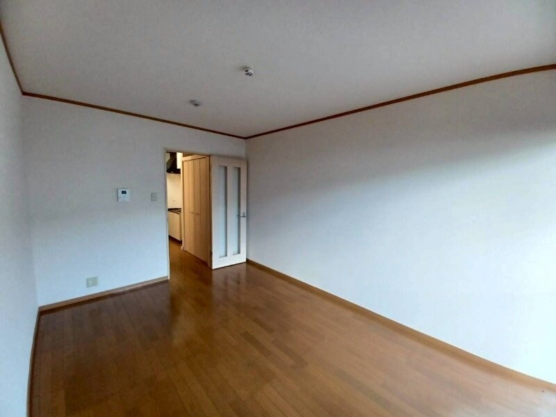 同建物の別部屋写真です grace