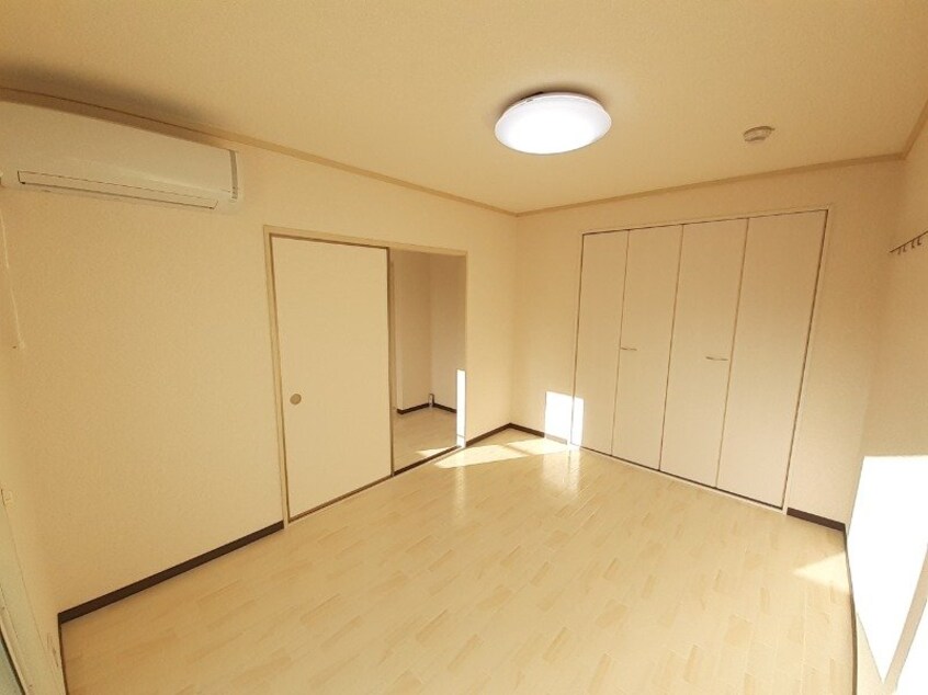  フレグランス岡田