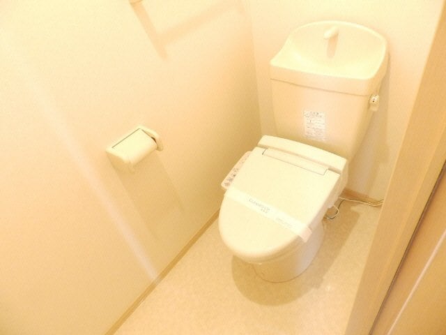 同建物の別部屋写真です ファミーユ