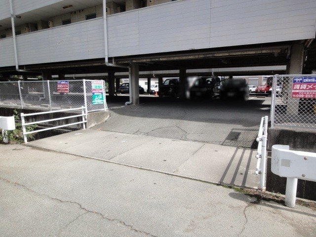  桜アートハイムB