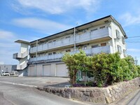 アンジーナビル