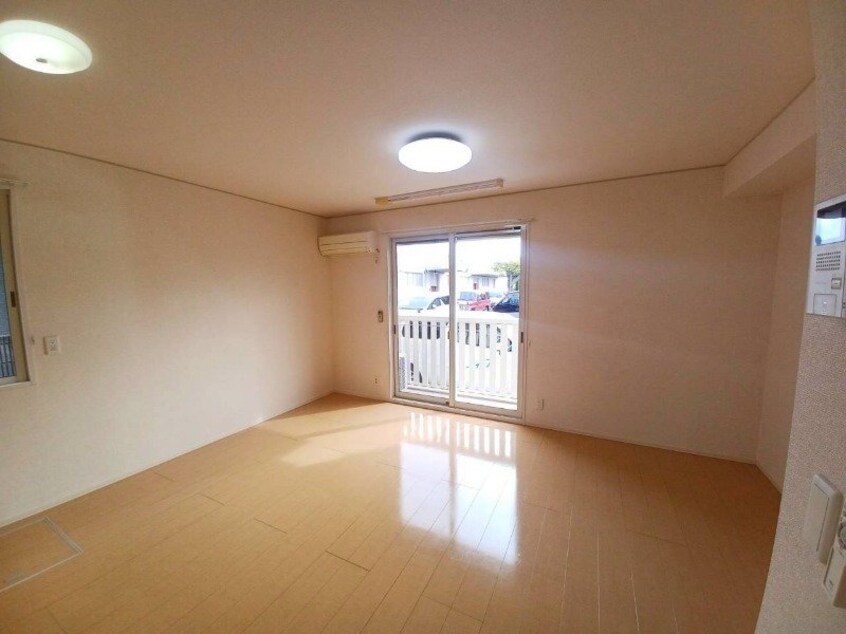  サンライズヒルズ　D棟