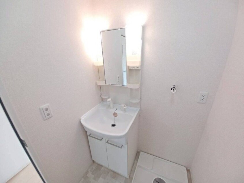  サンライズヒルズ　D棟