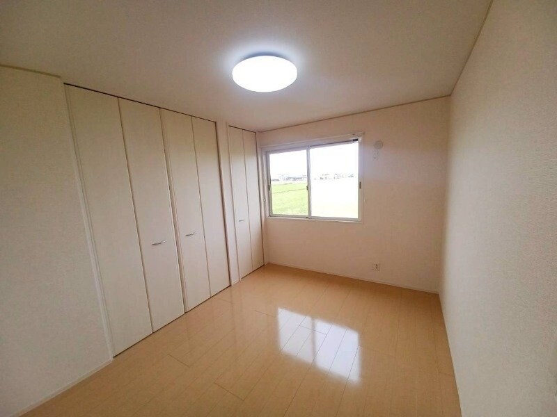  サンライズヒルズ　D棟