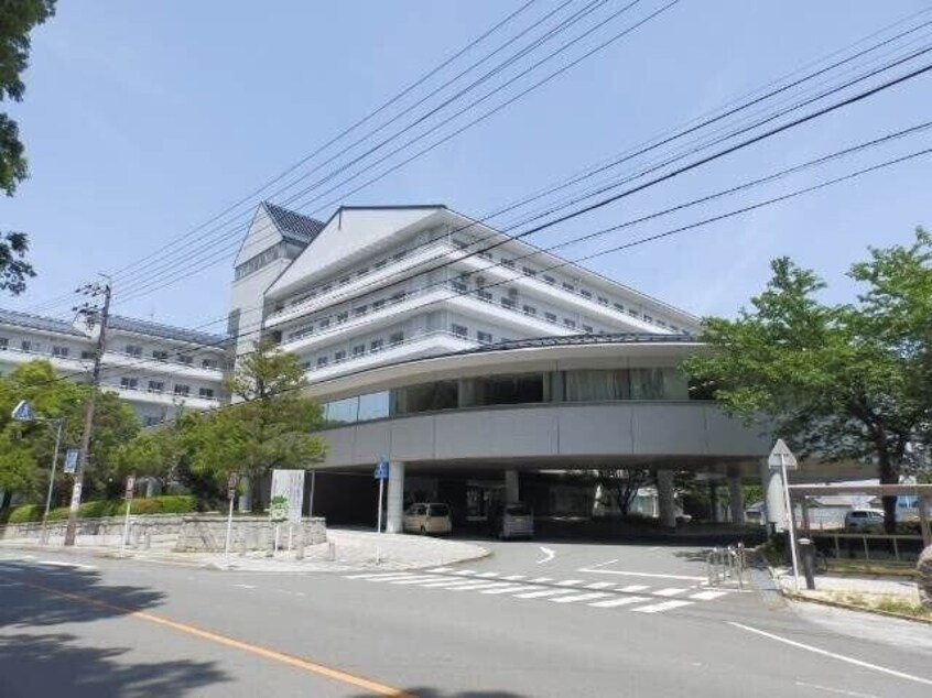松阪市民病院(病院)まで1010m 近藤様貸家
