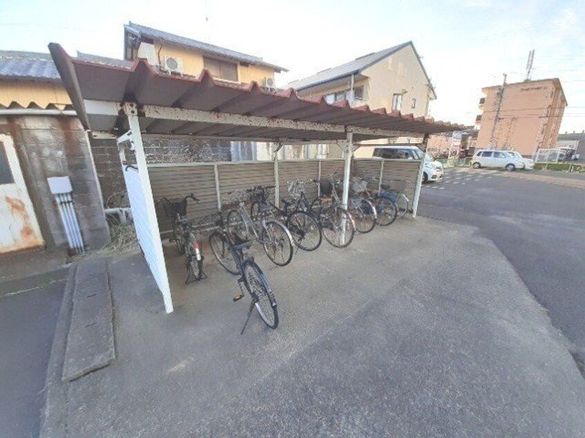  射場コーポ　D棟