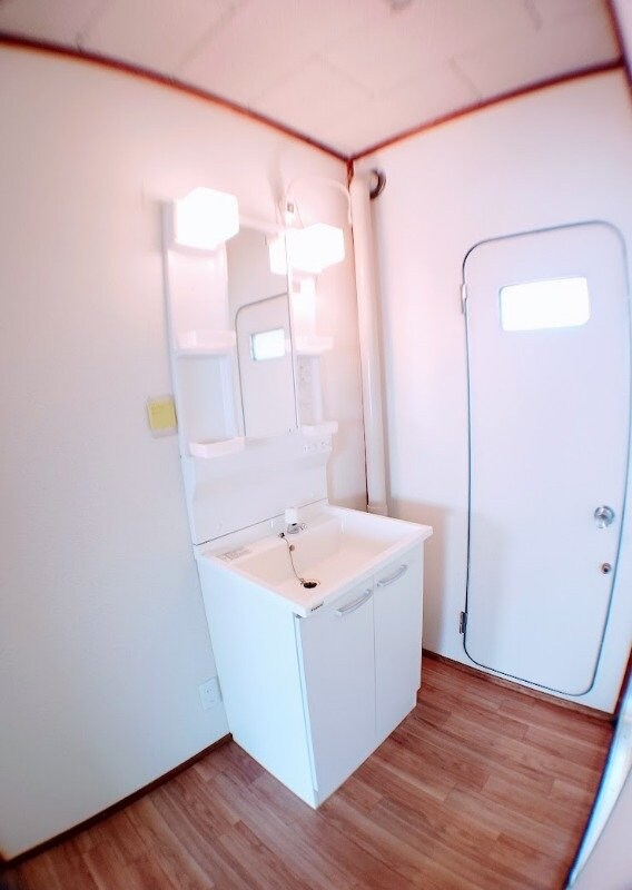  射場コーポ　D棟