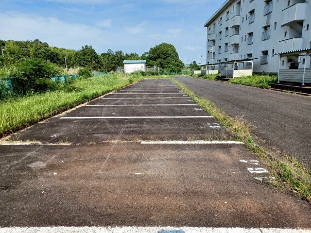  ヴィラナリー津　A棟