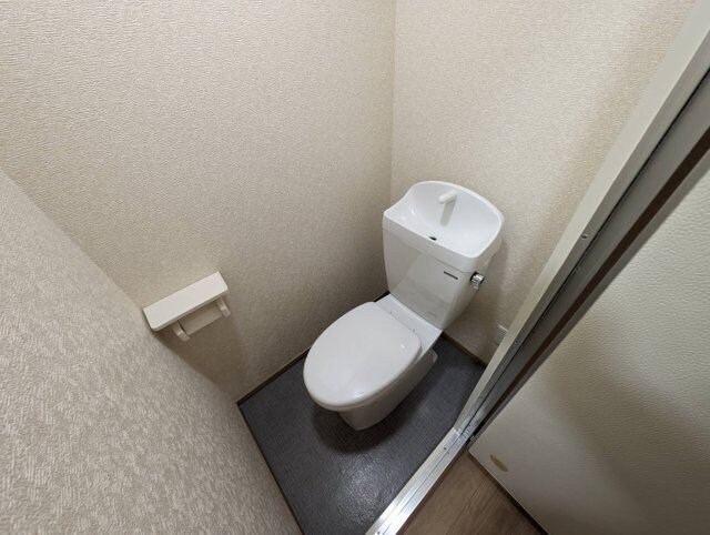 ホワイトピア米津