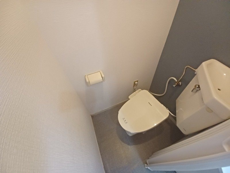 同型反転タイプのお写真です サン高茶屋ハイツ