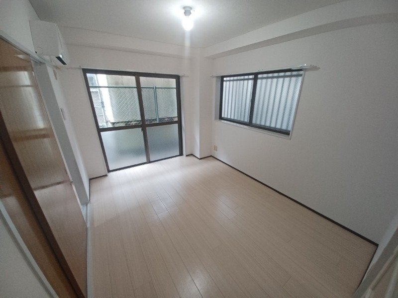 同型反転タイプのお写真です サン高茶屋ハイツ