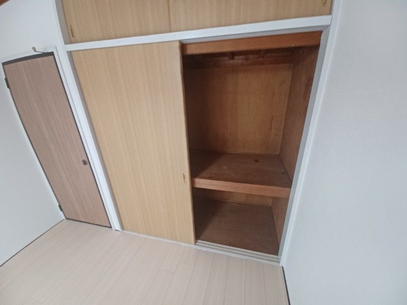 同型反転タイプのお写真です サン高茶屋ハイツ