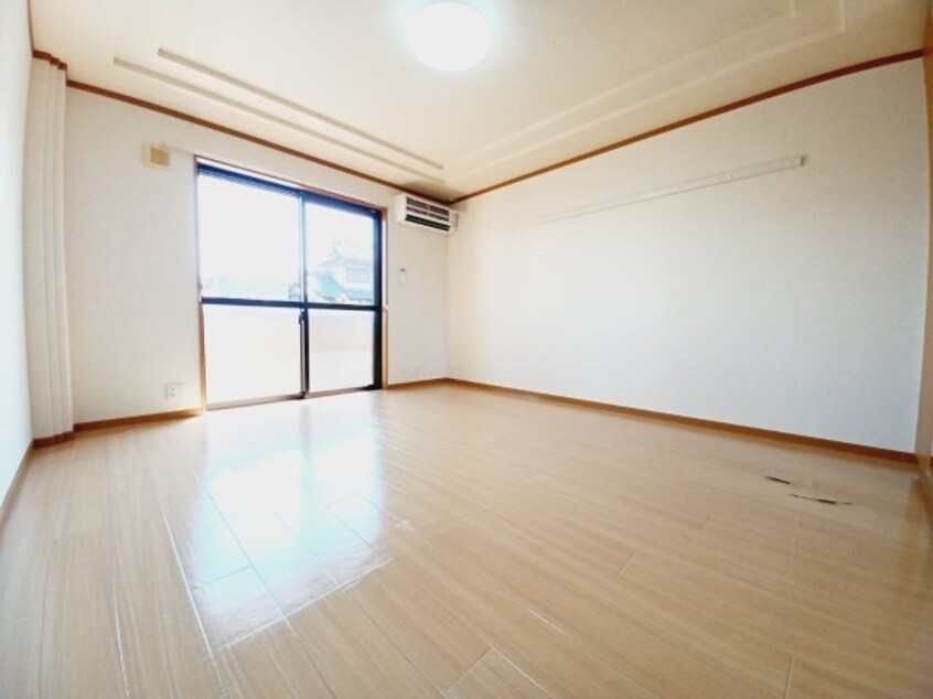 同物件別室の画像です アドラーブル