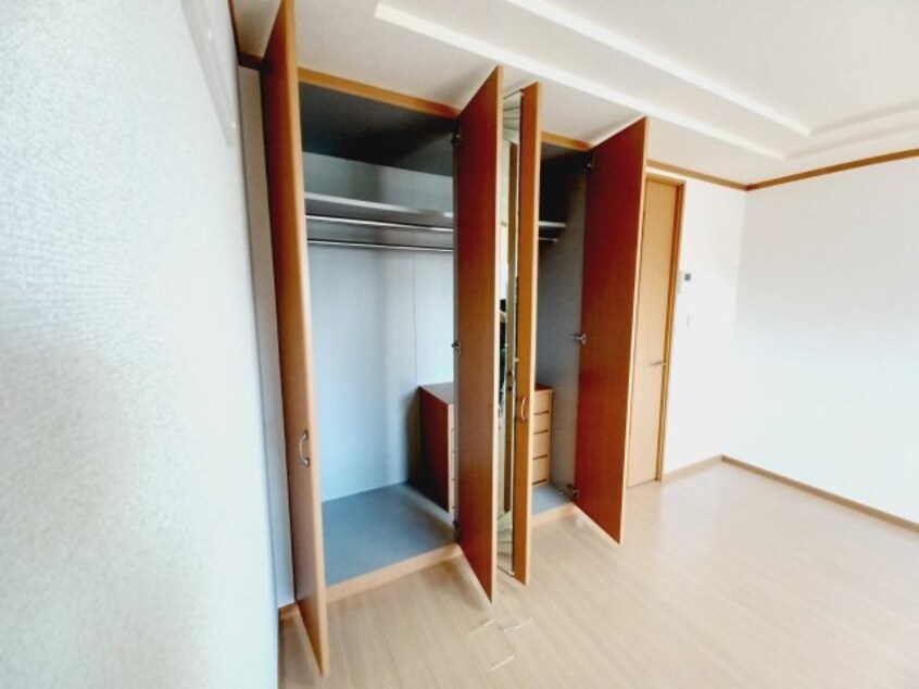 同物件別室の画像です アドラーブル