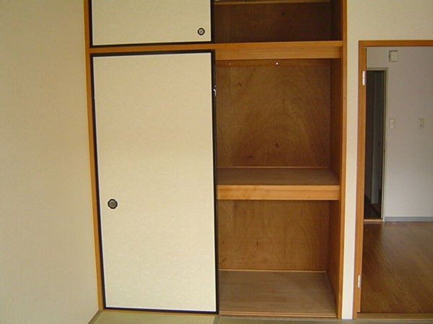 同タイプの部屋写真です ウイングパレス