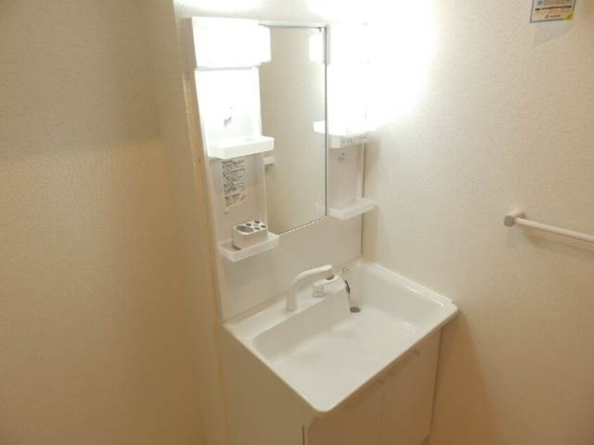 同型部屋写真です。 ランドマーク　０８２６　Ⅰ