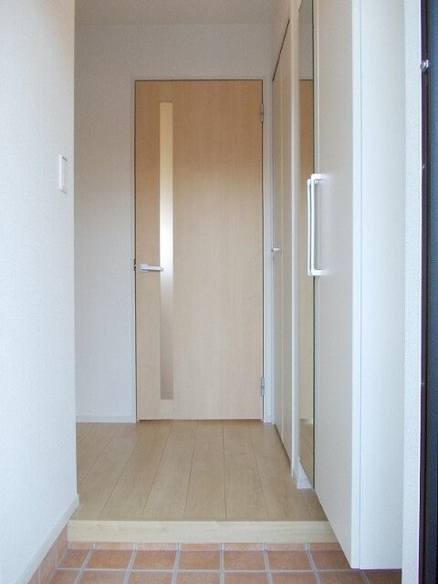 同型部屋写真です。 ランドマーク　０８２６　Ⅰ