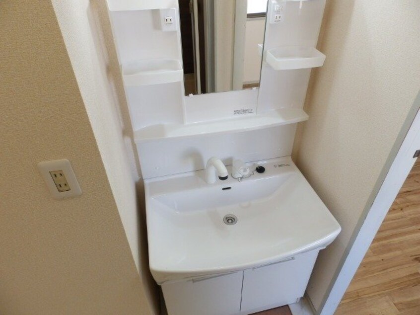 別棟参考写真です アンフィニ