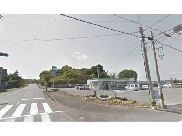 ファミリーマート志摩阿児店(コンビニ)まで1486m 賢島ハイツ