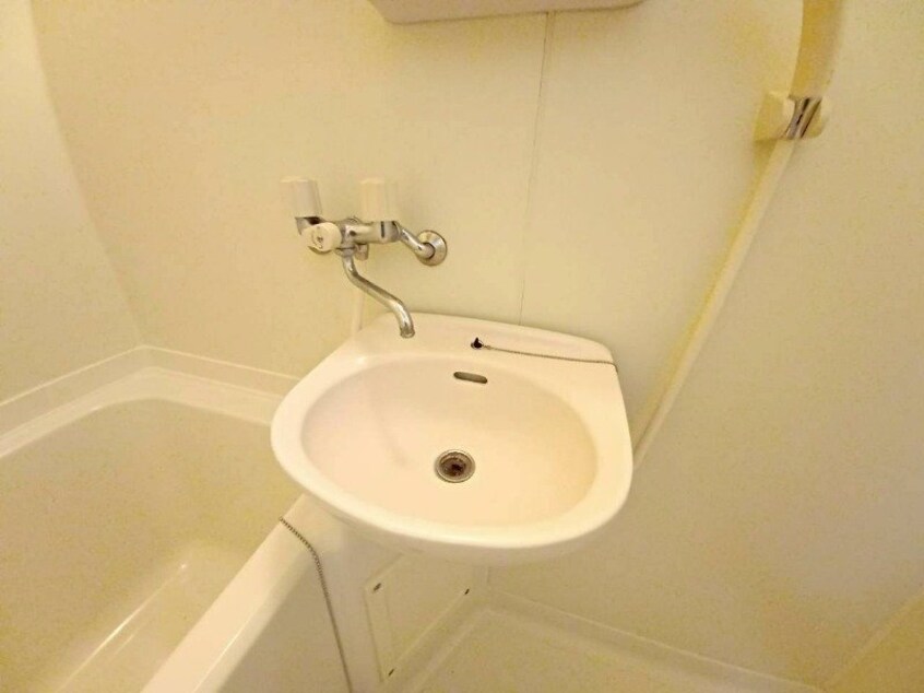  フォレスタ伊勢