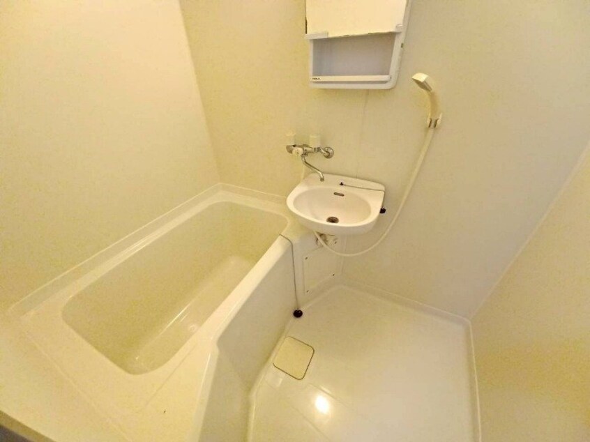  フォレスタ伊勢