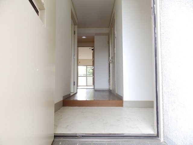 別部屋反転参考写真です。 アルメリア