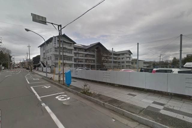 伊勢市立厚生小学校(小学校)まで986m 大世古4丁目借家