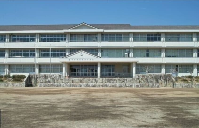 志摩市立鵜方小学校(小学校)まで1919m ダイヤディアス