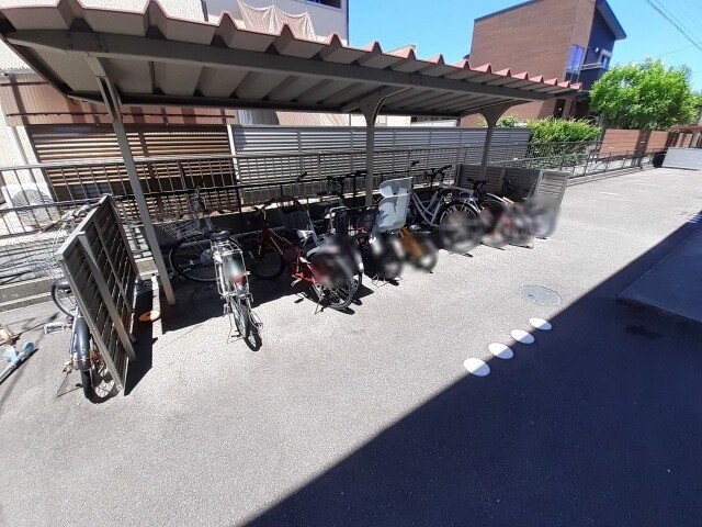  コーポフェニックス　D