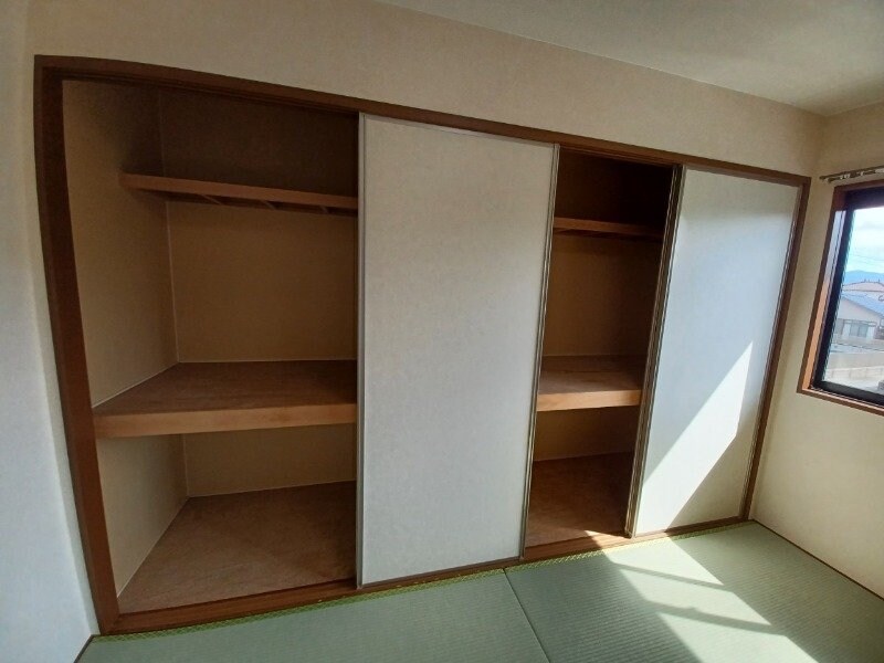 同型タイプ画像 コーポフェニックス　D