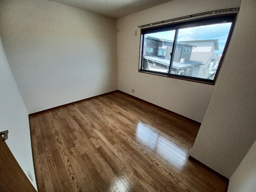 同型タイプ画像 コーポフェニックス　D