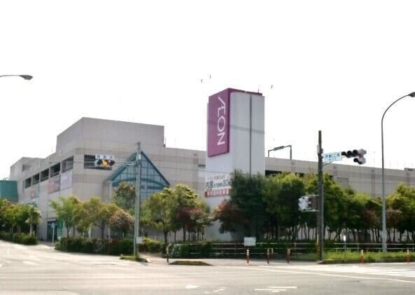 イオン伊勢店(スーパー)まで1971m リバーサイド五十鈴