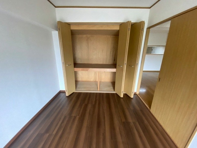  エスペランサ磯部