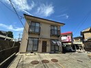 ハイツ川向井の外観