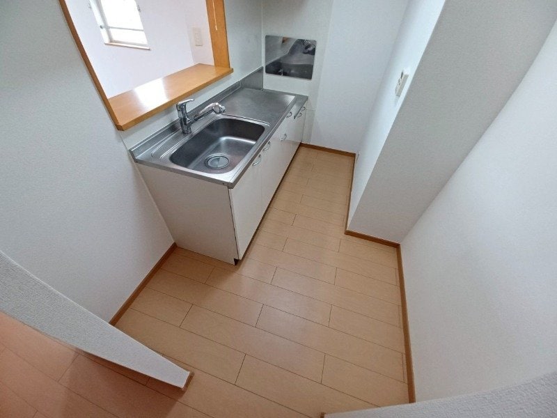 同型反転タイプの画像 サンヒルズ　Ｂ棟