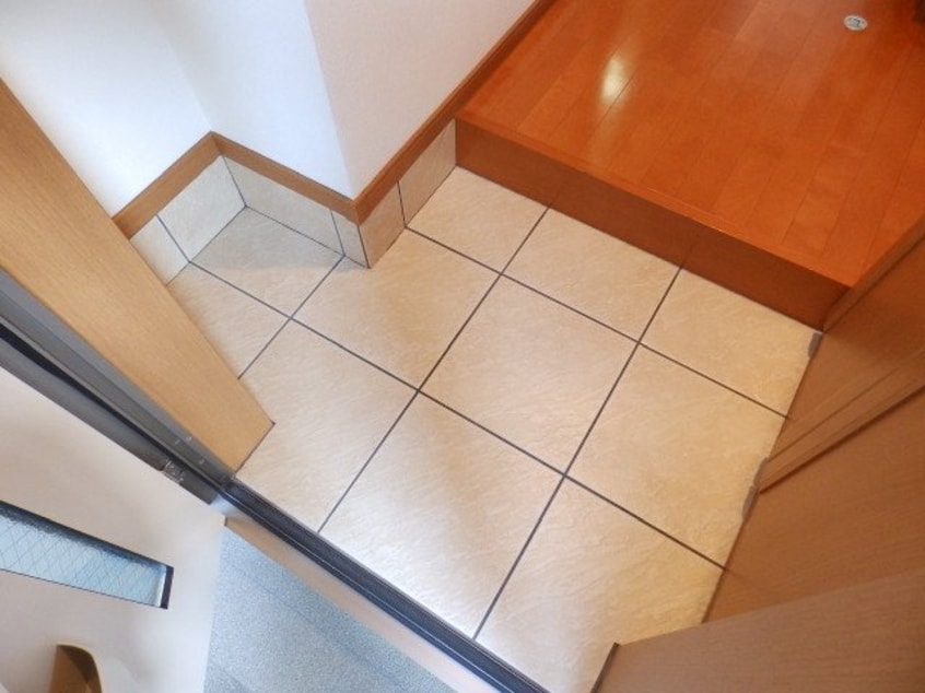  メゾンティアラ