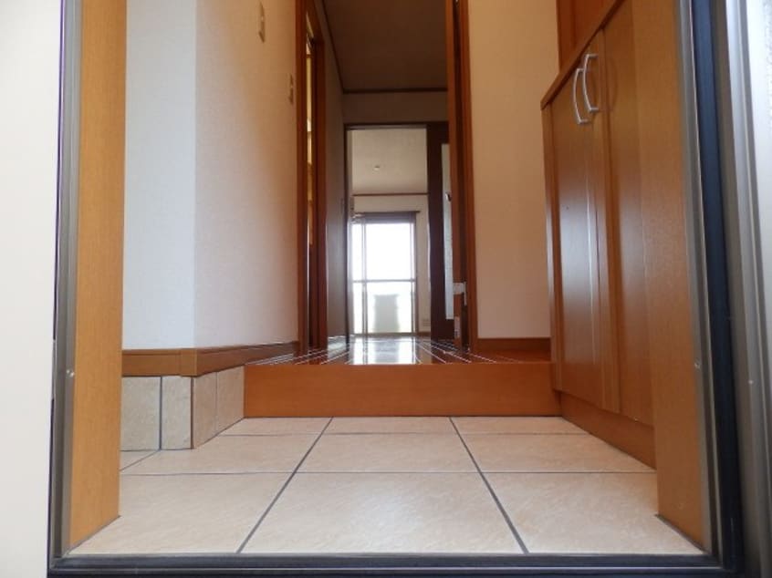  メゾンティアラ