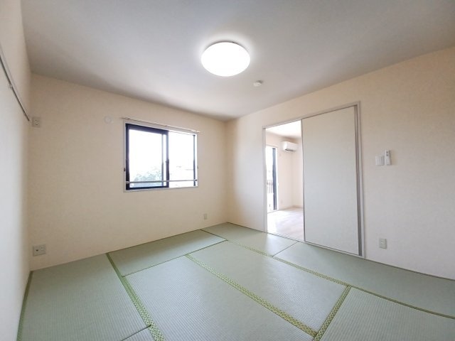 同型参考写真 コーポアリス　Ｂ