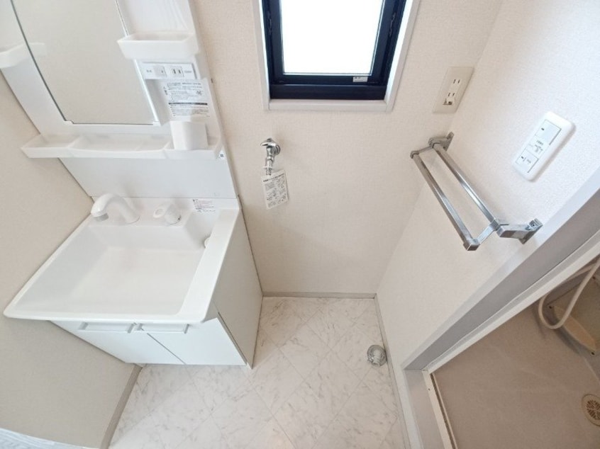 同型参考写真 コーポアリス　Ｂ