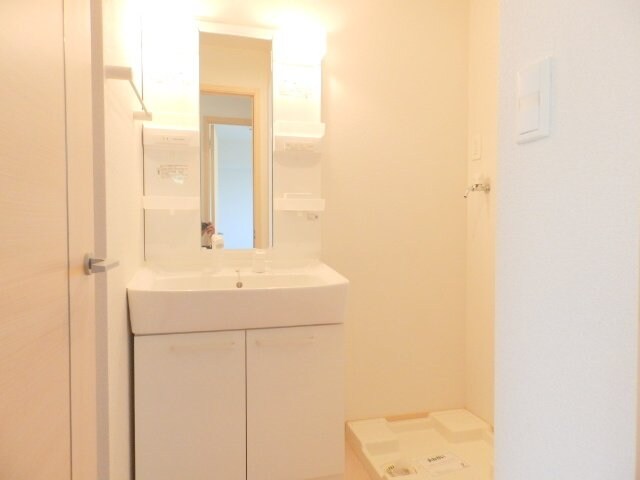  レガンス・サカ