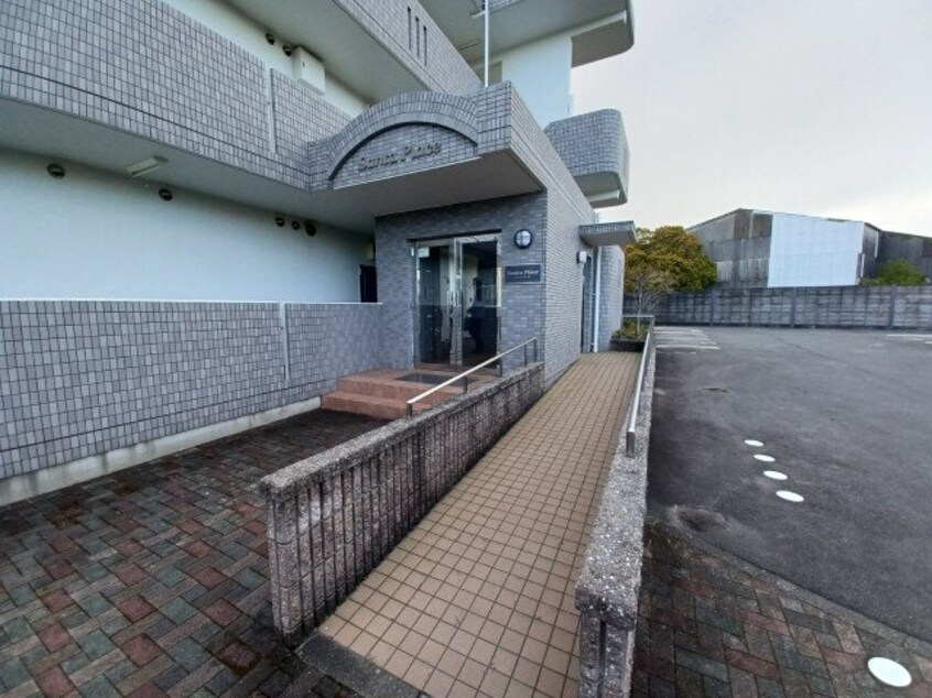  サンタプレイス