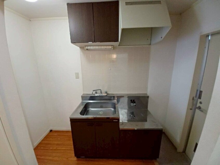  フォレスタ伊勢