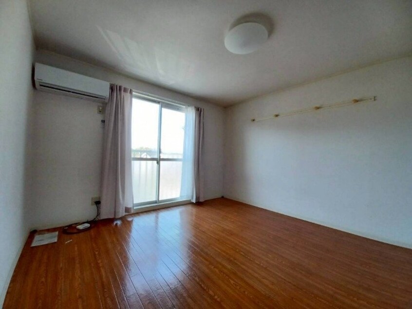  フォレスタ伊勢