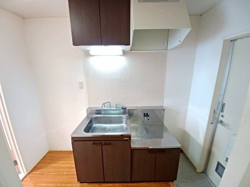  フォレスタ伊勢