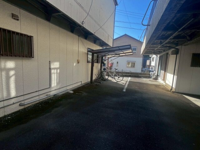  コーポ川向井