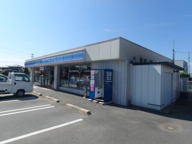 ローソン玉城町佐田店(コンビニ)まで429m スパークシティ