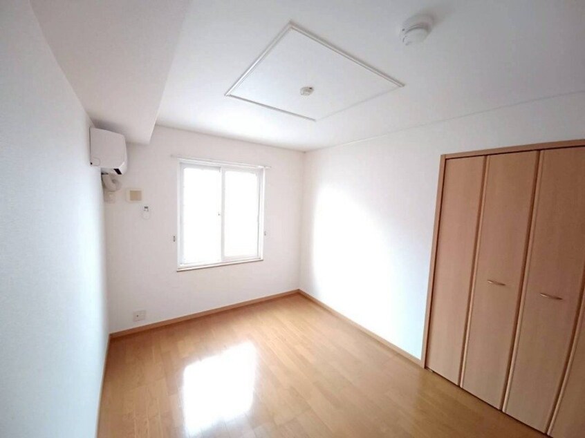 同型反転タイプ画像 フェリーチェ　Ａ棟