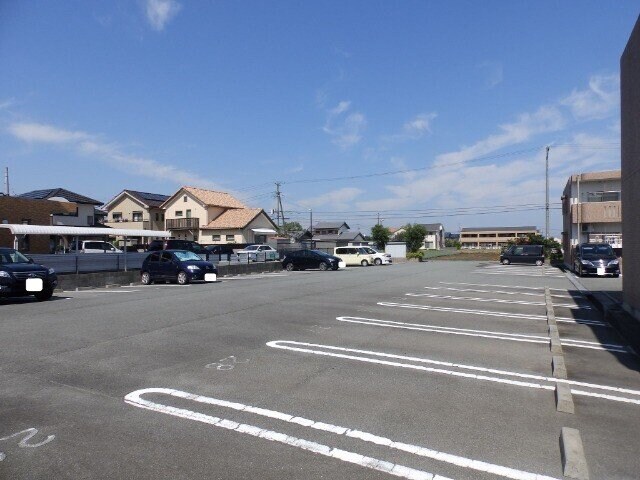  ファームガーデン利平治　B棟