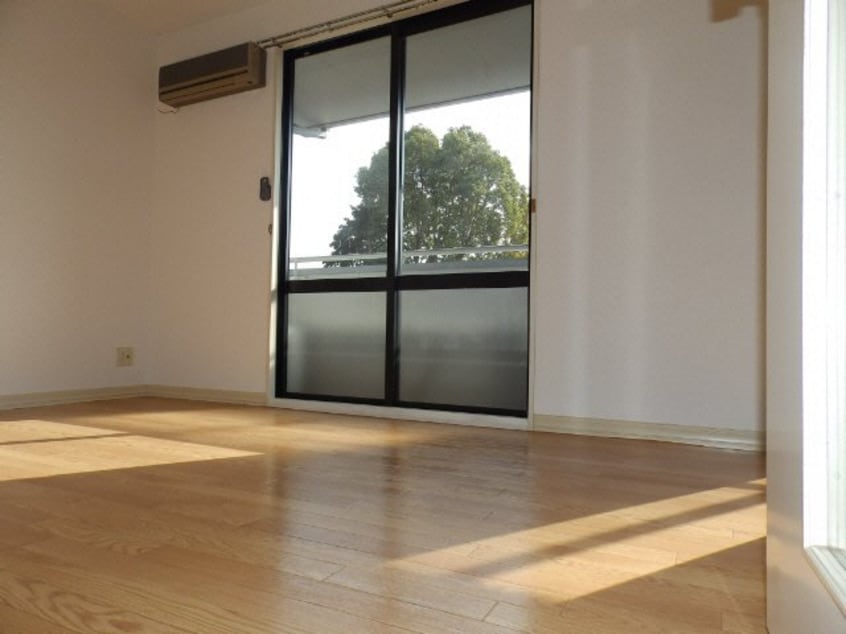  三幸ハイツ御薗Ａ棟